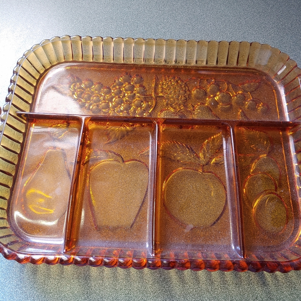 Glass dish